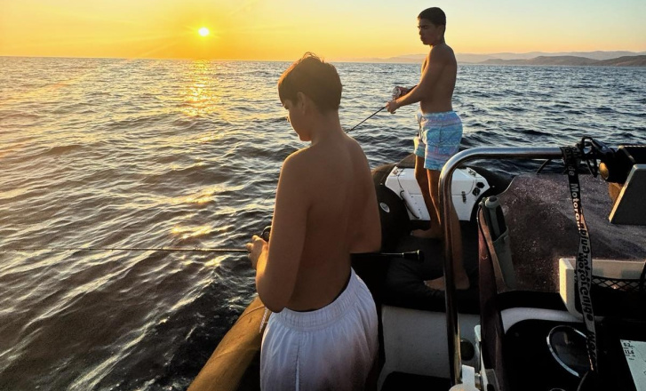 Rod fishing in lesvos