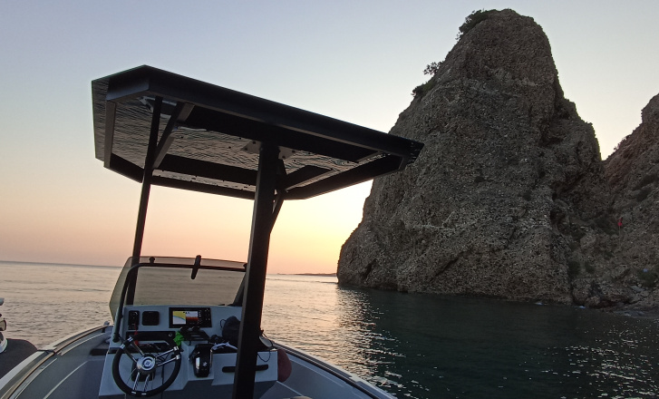 Ηλιοβασίλεμα στον Κομμένο Βράχο